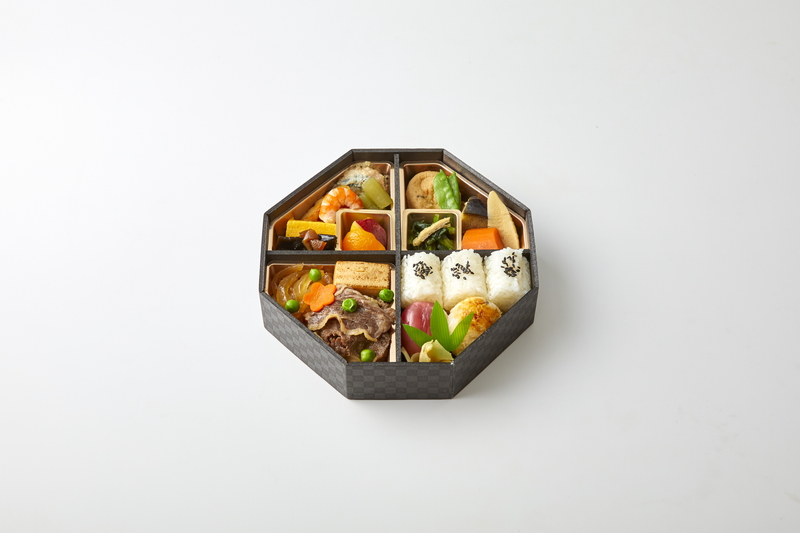 三吉～みよし～ すき焼きと手毬寿司弁当写真1