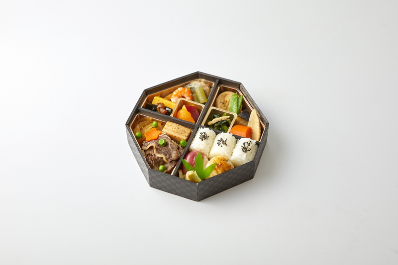 三吉～みよし～ すき焼きと手毬寿司弁当写真2